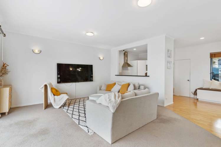 40 Danica Esplanade Te Atatu Peninsula_12