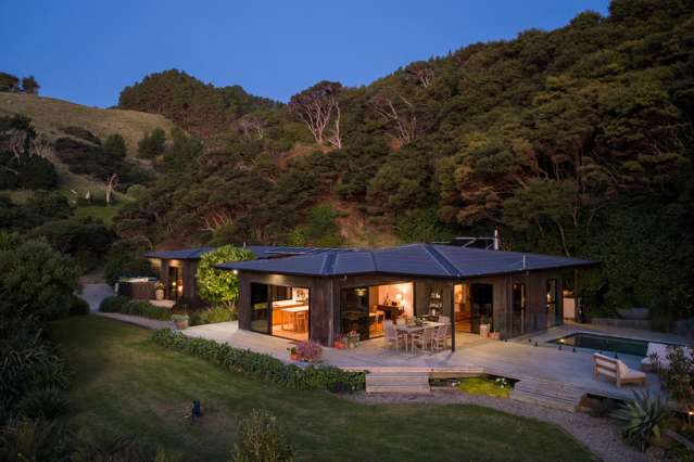 380 Whaanga Road Raglan_1