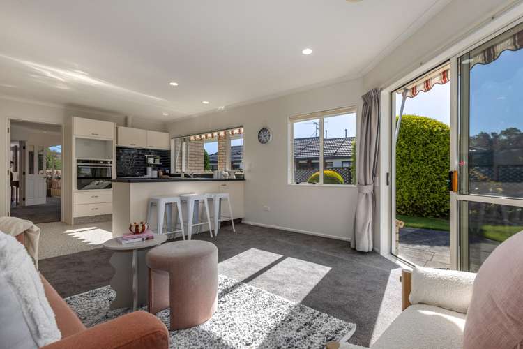 15 Runanga Grove Waikanae_4