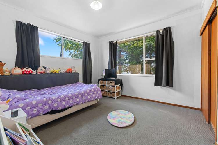 64 Sunlands Drive Manurewa_23