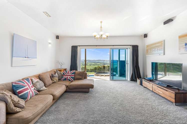 83 Rarangi Heights Parua Bay_19