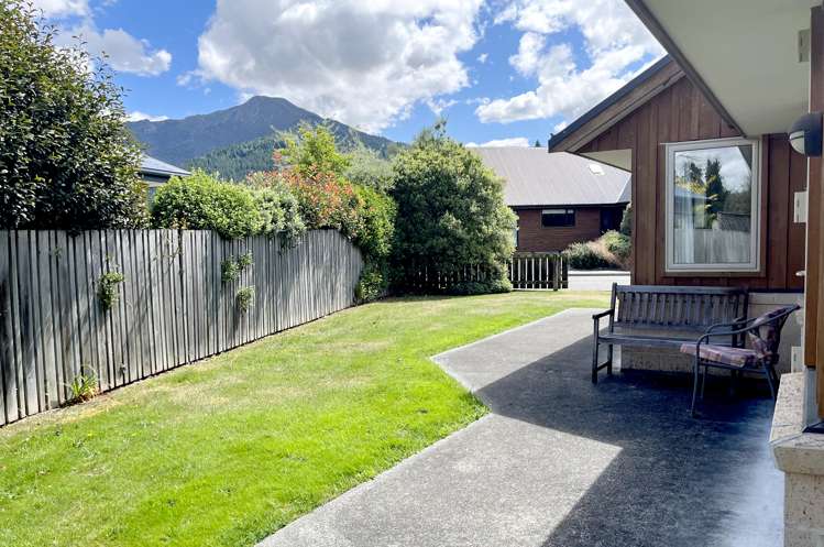 23 Devon Street Hanmer Springs_18