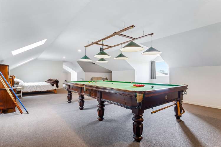 646 Grange Road Burnham_19