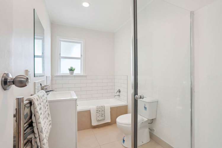 785 Te Atatu Road Te Atatu Peninsula_12