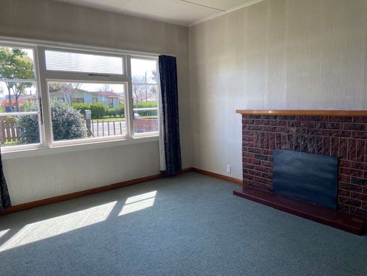 802 Willowpark Road South Akina_7