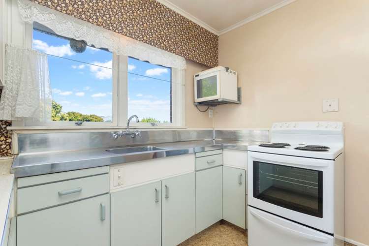 24 Subritzky Avenue Mount Roskill_19