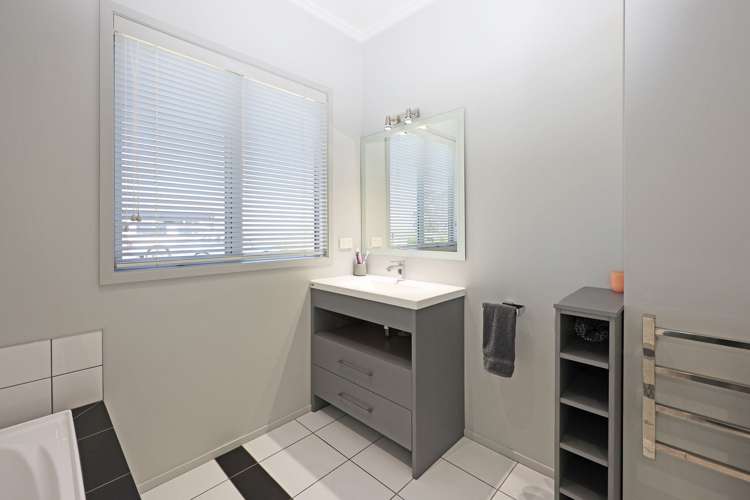 406 Devils Bridge Road Oamaru_30