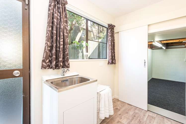 1 Dalgarven Place Hillsborough_18