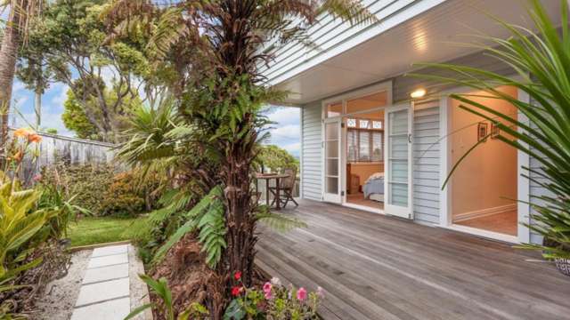 5 Benfield Avenue Mount Albert_3