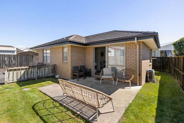 8 and 8A Bartholomew Drive Nawton_1