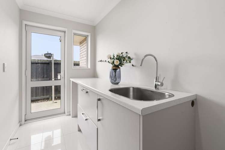 75 Somerville Crescent Aidanfield_18