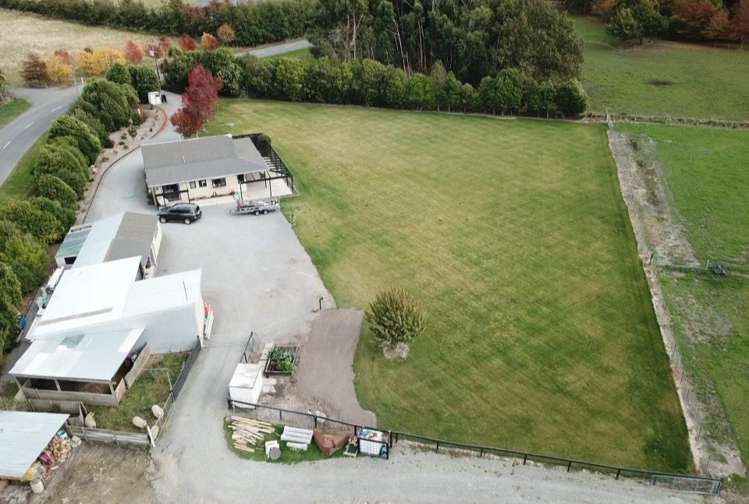 300 Perymans Road Lincoln_22