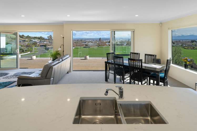 12 Wiltshire Place Stoke_12