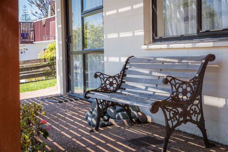 14 Lemnos Place Titirangi_18