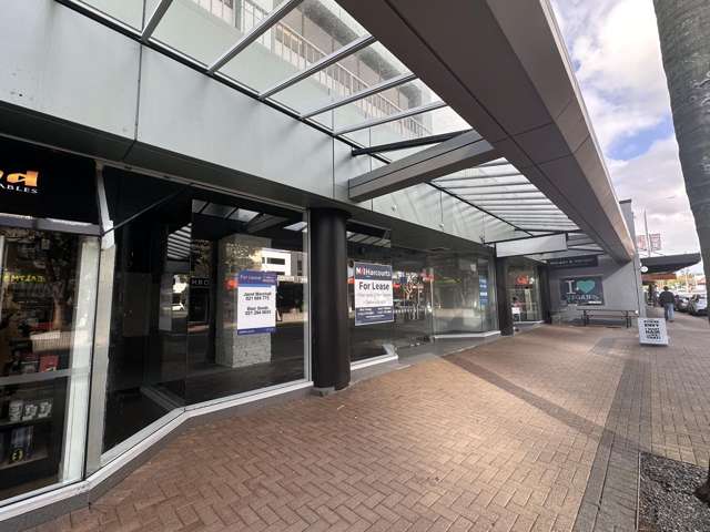 Shop 2 and 3/1-7 The Strand Takapuna_2