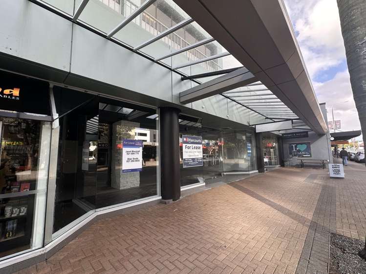 Shop 2 and 3/1-7 The Strand Takapuna_2