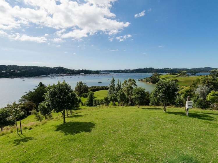 745c Waikino Road Russell Surrounds_0