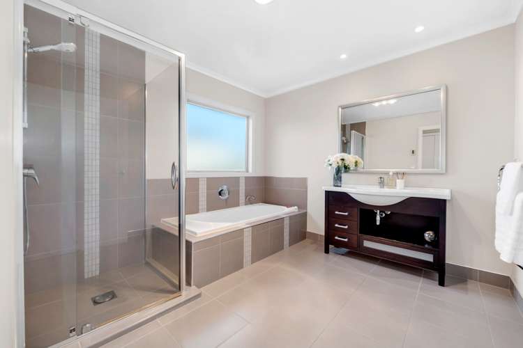 11 Santa Cruz Drive Shamrock Park_33