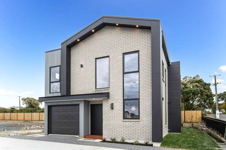 57A McLeod Road Te Atatu South_30
