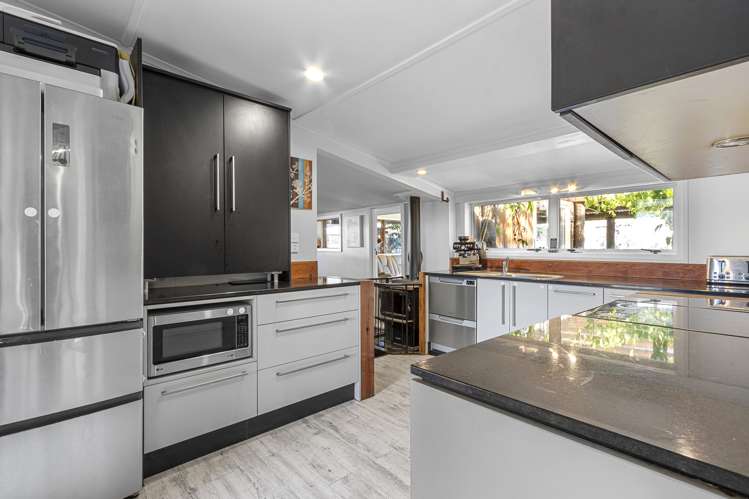 27 Pembertons Road Sefton_9