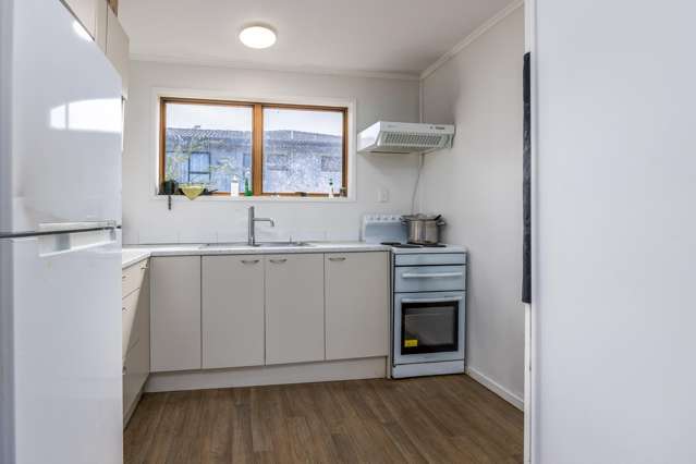 70 Solar Road Glen Eden_3