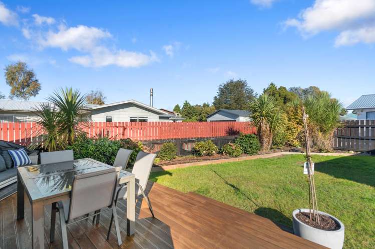 12 Solway Crescent Solway_11