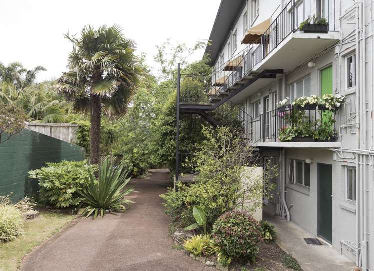 6/16 Belmont Terrace Remuera_10