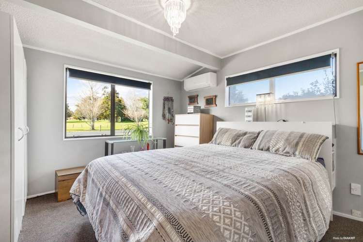 36 Racecourse Road Waiuku_5