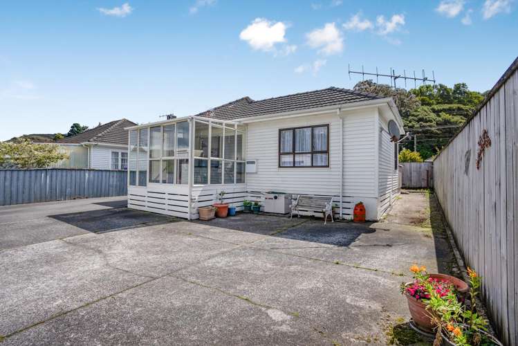 178 Wellington Road Wainuiomata_17