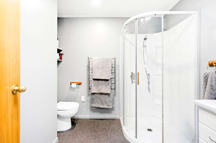 221 Helensburgh Road Wakari_14