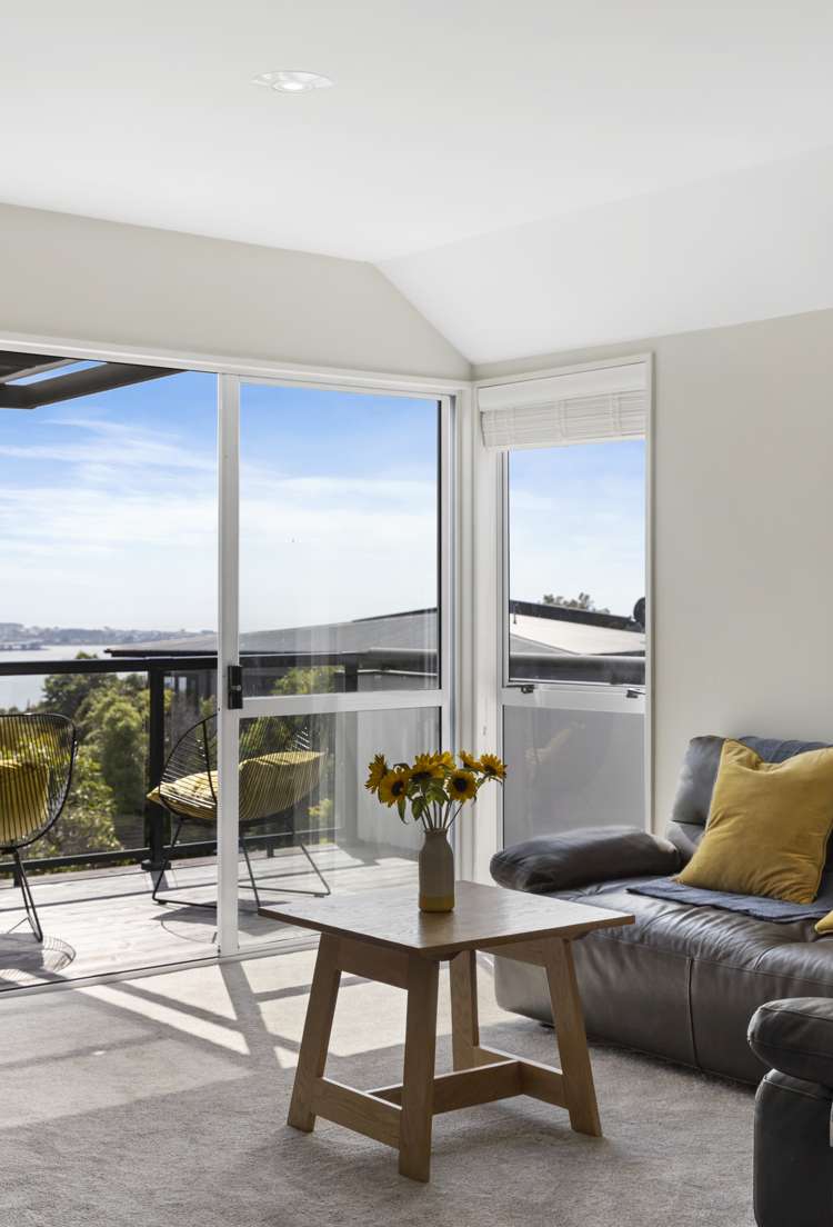 2/135 Soleares Avenue Mount Pleasant_20