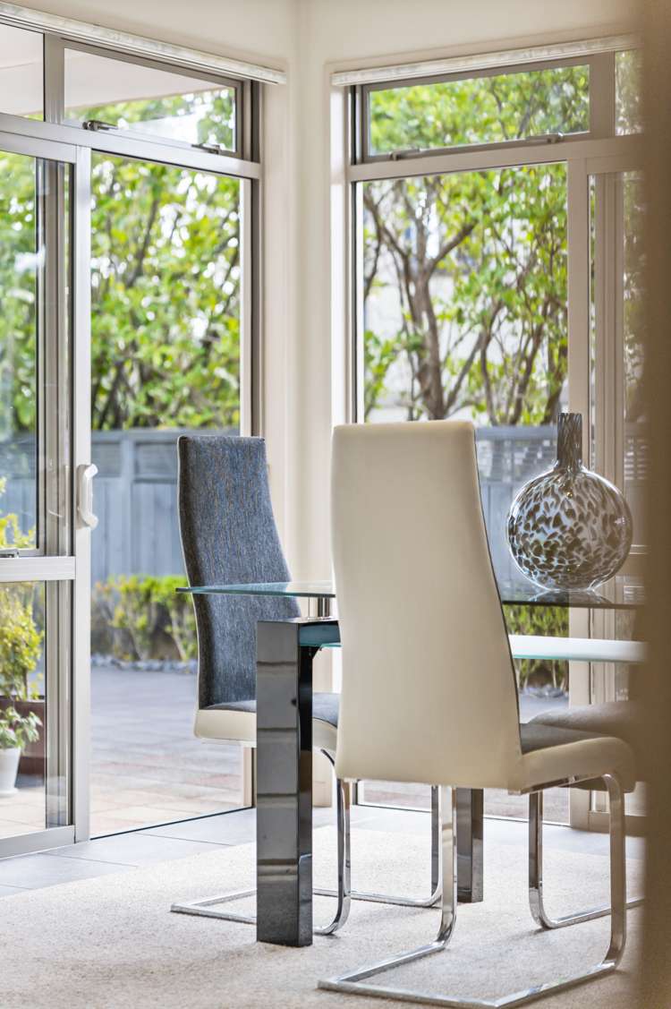 23 English Oak Drive Schnapper Rock_46