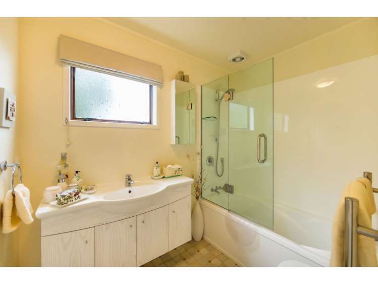 2/39 Brunton Place Glenfield_16