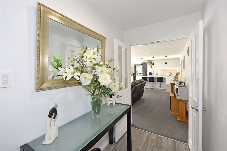 12 Sweet Waters Place Woolston_3