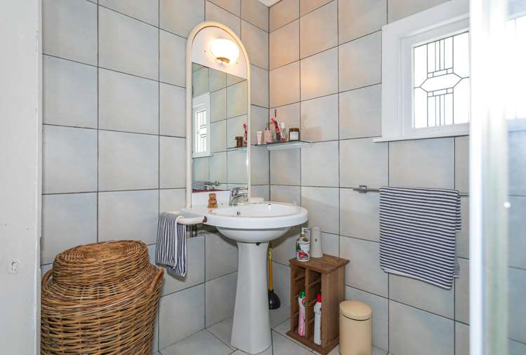 114 Fenton Street Thames_21