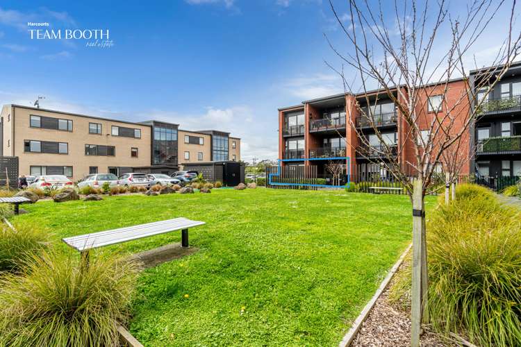 G06/38c Fraser Avenue Northcote_24