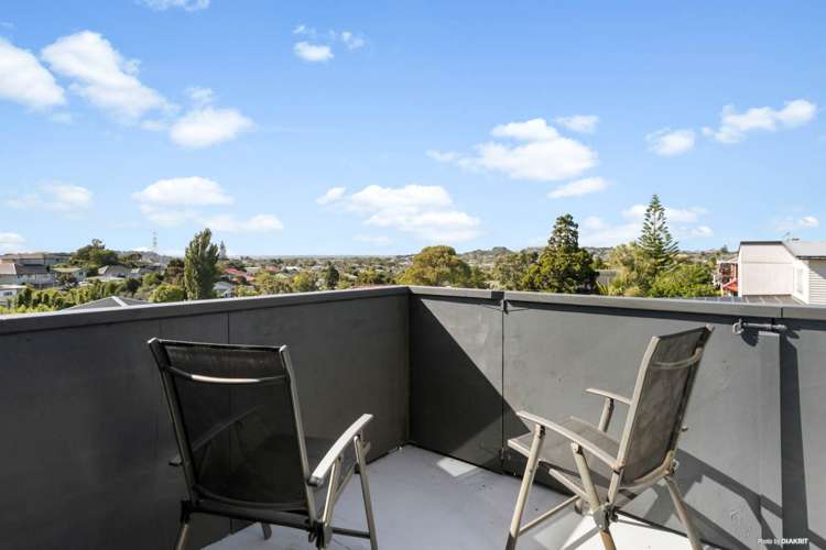 263a Hillsborough Road Hillsborough_11