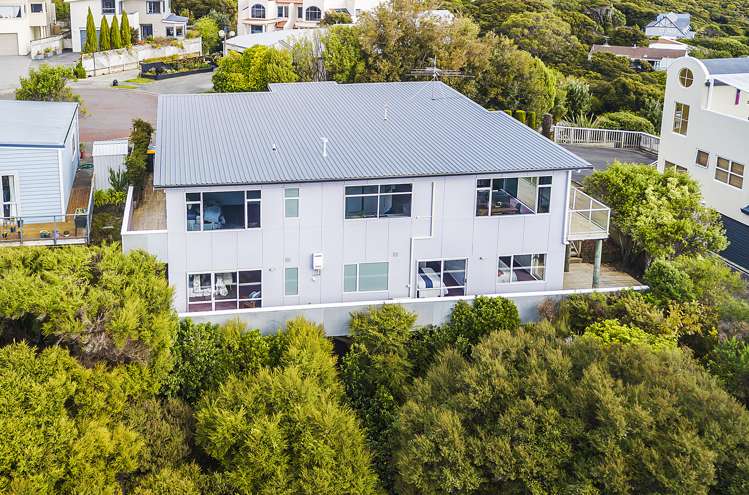 6 Cromarty Place Papakowhai_5