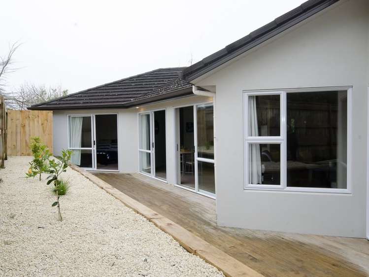 12 Albert Street Hamilton East_8