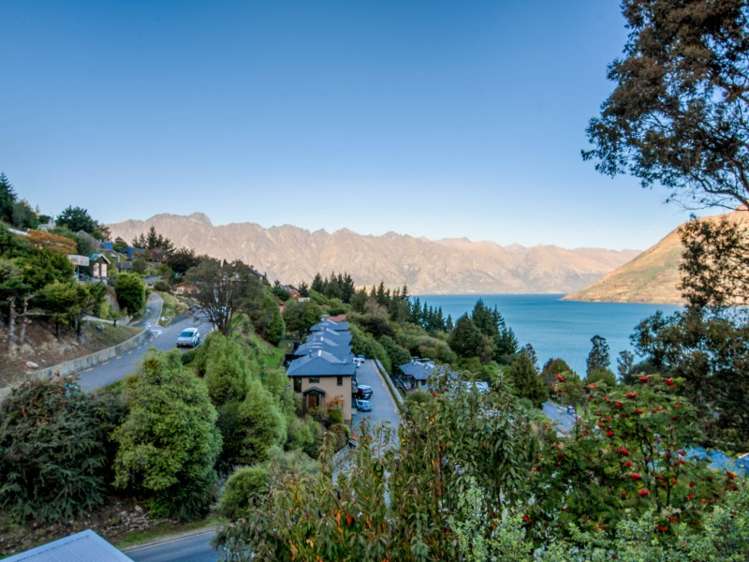 21 Williams Street Fernhill/Sunshine Bay_11