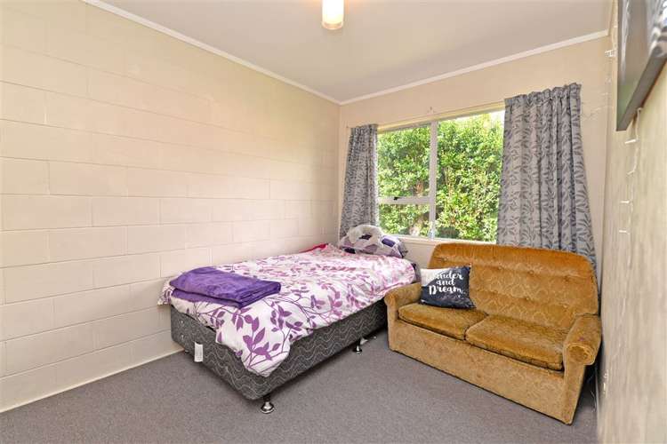 2/4 Wickstead Place Massey_15