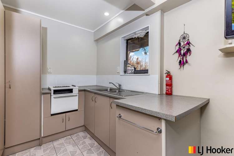 2/187 Carnoustie Drive Wattle Downs_13