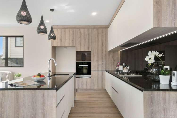 40 Matahae Drive Flat Bush_7