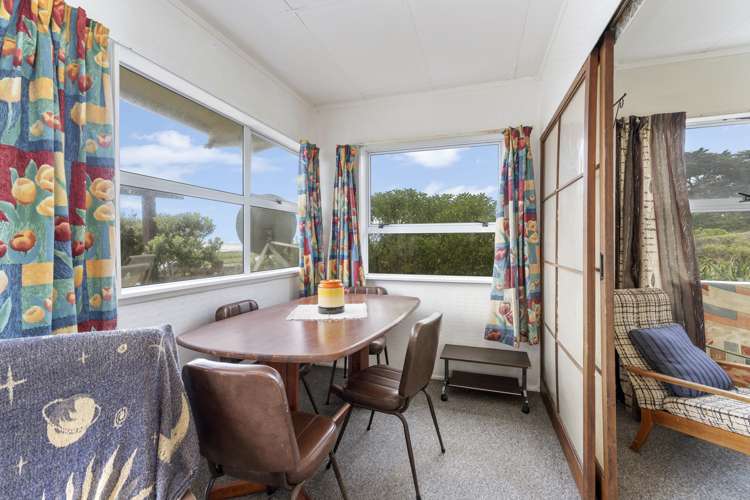224 Marine Parade Otaki Beach_6