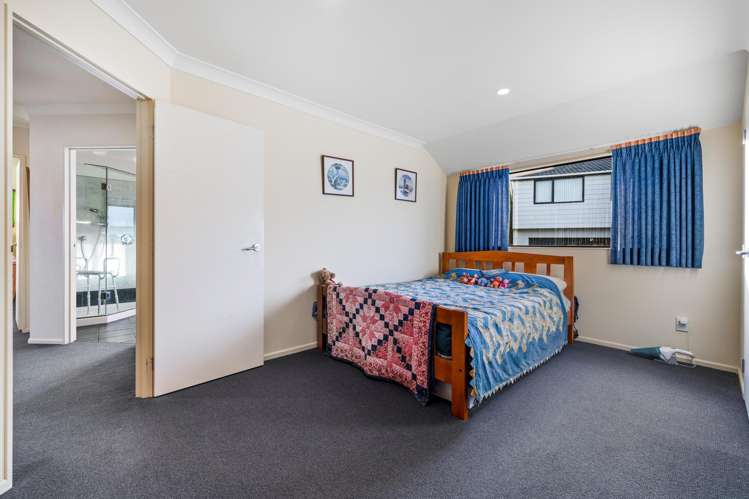 4 Tellin Close Massey_13