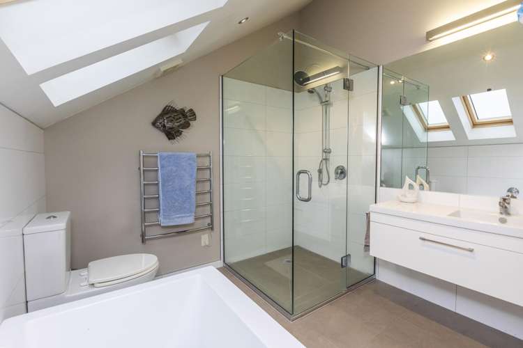 11 Bluestone Drive Parklands_17
