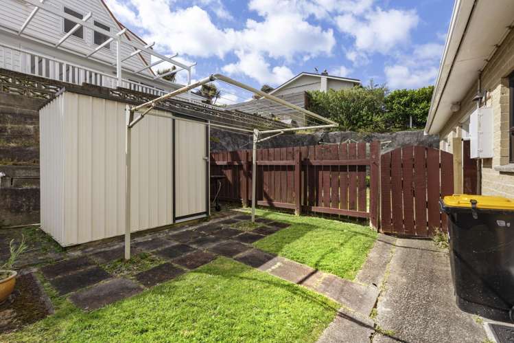 5/21 Dee Street Island Bay_12