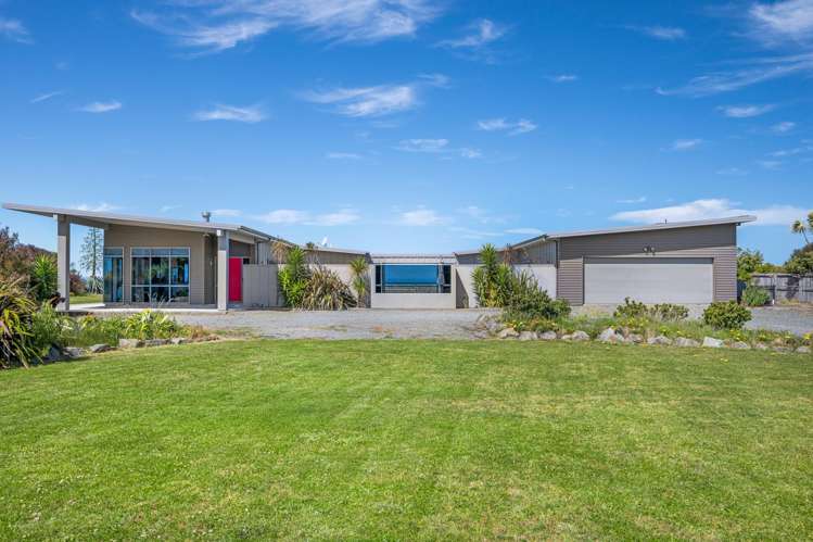 18 Shoreline Place Rarangi_25