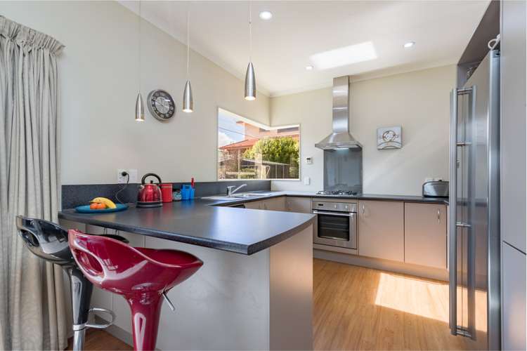 4 Silver Pine Avenue Woodridge_7