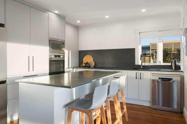 12 Sandleigh Drive Athenree_4